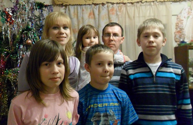в 2012 году  многодетная семья Панюковых была  (2)